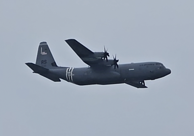 Omaha Beach D-Day80 fly past French Air Force C130 Hercules